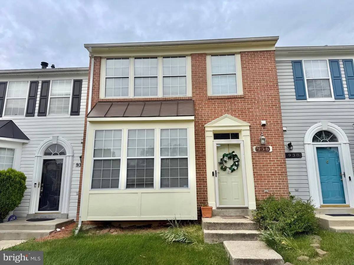 936 Lake Overlook Dr, Bowie, MD 20721 - #1