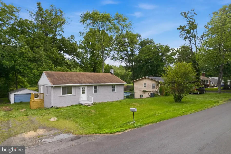 5709 Keppler Rd, Temple Hills, MD 20748 - #2