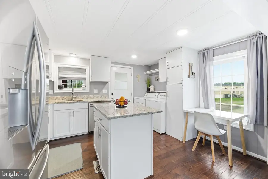 9132 Goldenrod Ln, Upper Marlboro, MD 20772 - #2