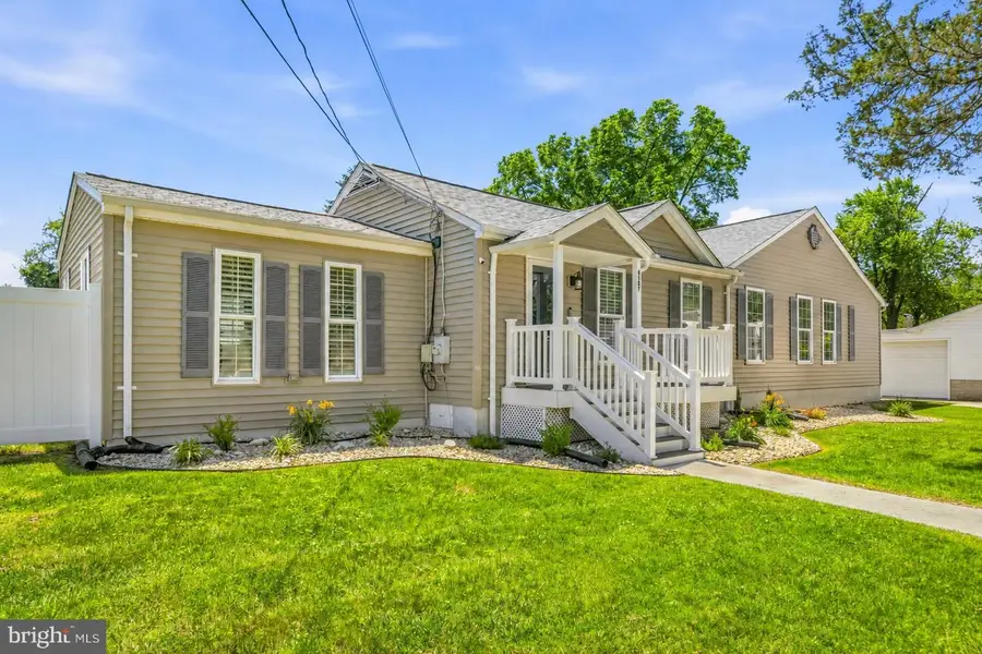 4107 Henson Ln, Temple Hills, MD 20748 - #2
