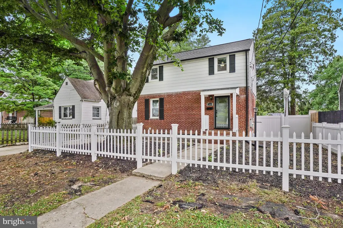 6208 Elmhurst St, District Heights, MD 20747 - #1