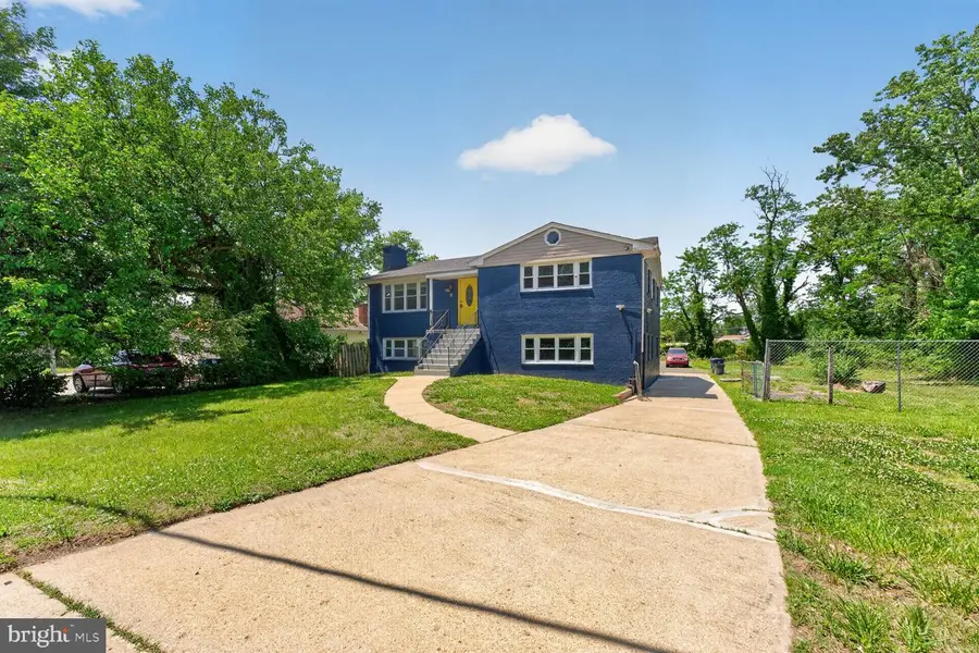 7205 Livingston Rd, Oxon Hill, MD 20745 - #2