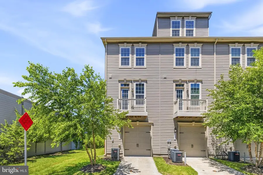 8154 Miner St, Greenbelt, MD 20770 - #2
