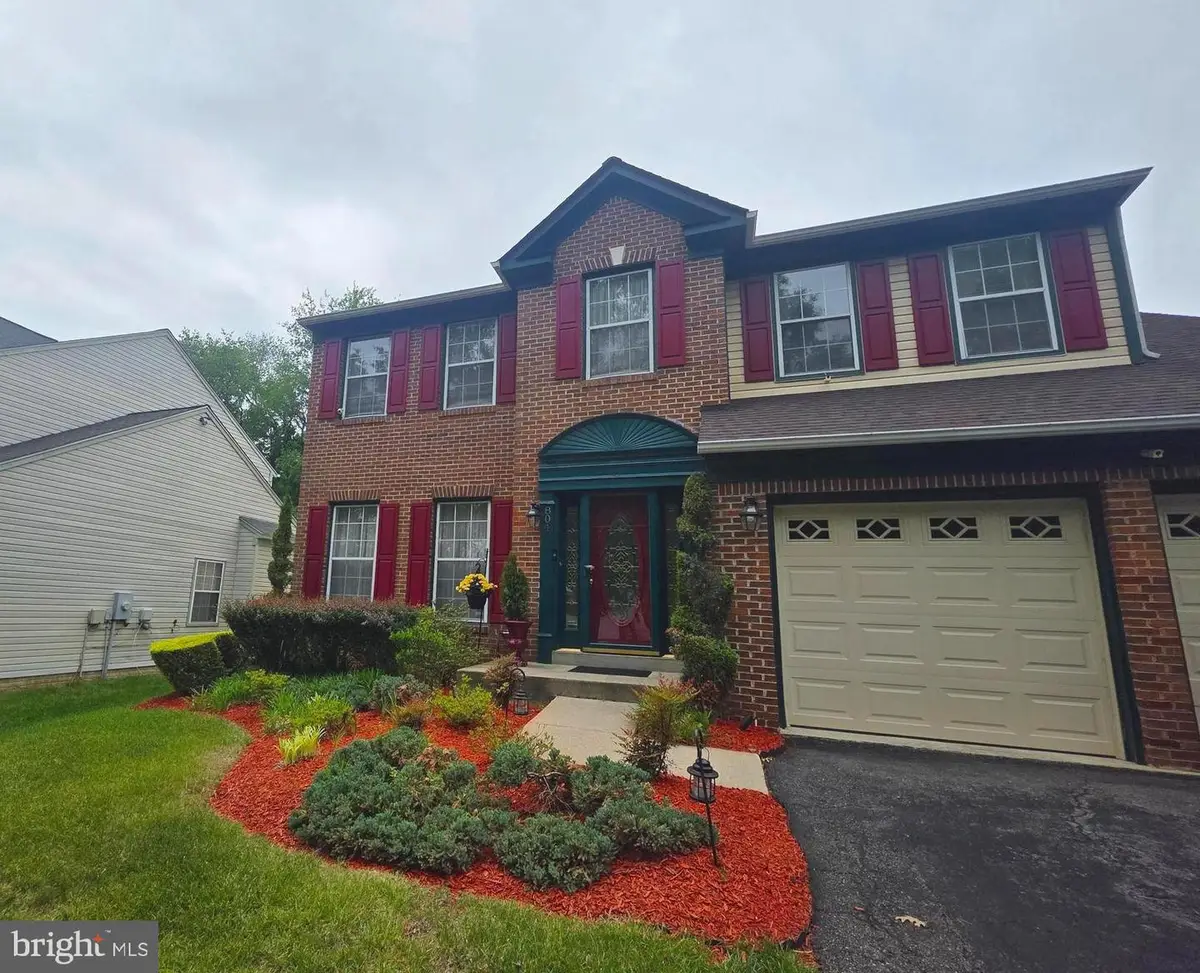 804 Falls Lake Dr, Bowie, MD 20721 - #1