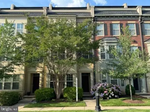 721 River Mist Dr #180, OXON HILL, MD 20745