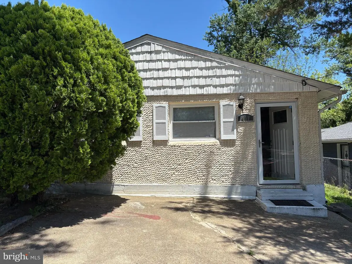 411 Carmody Hills Dr, Capitol Heights, MD 20743 - #1