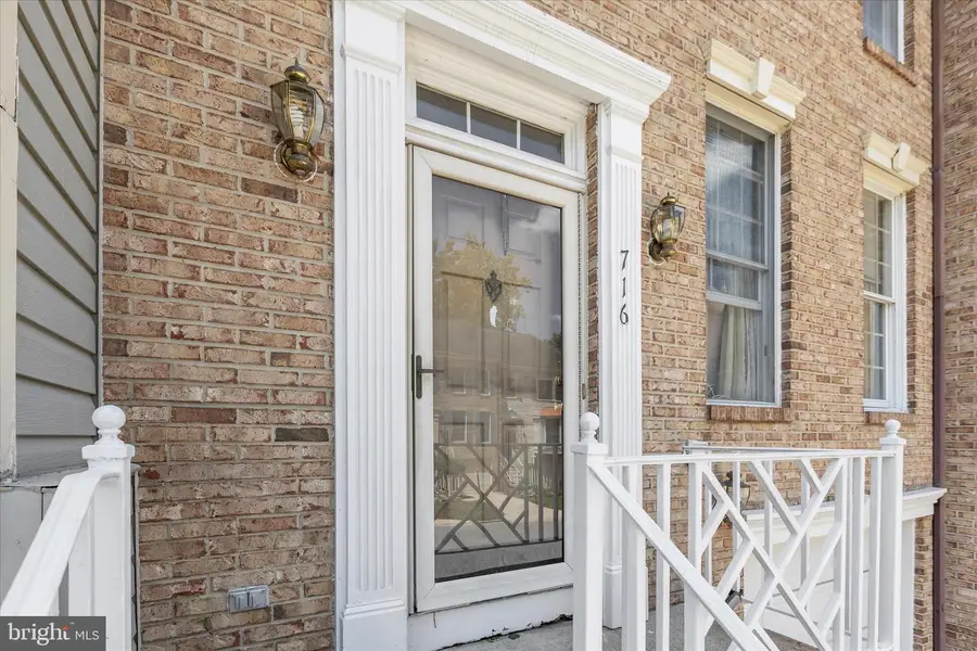 716 Streamside Dr, Bowie, MD 20721 - #2