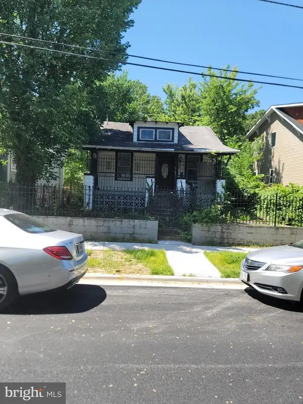 3407 Newton St, MOUNT RAINIER, MD 20712