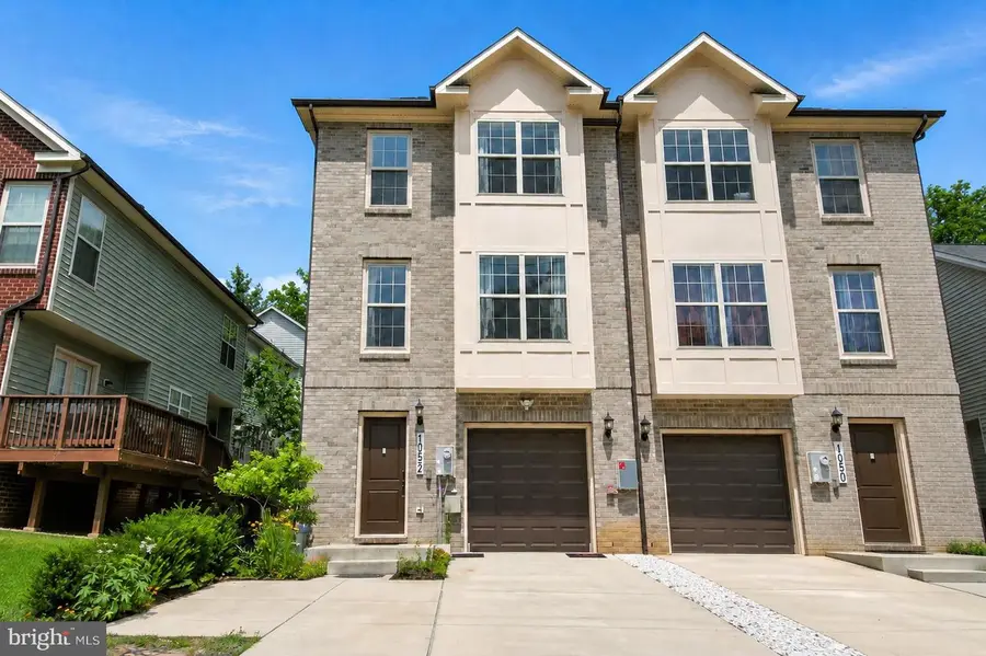 1052 Owens Rd, Oxon Hill, MD 20745 - #2