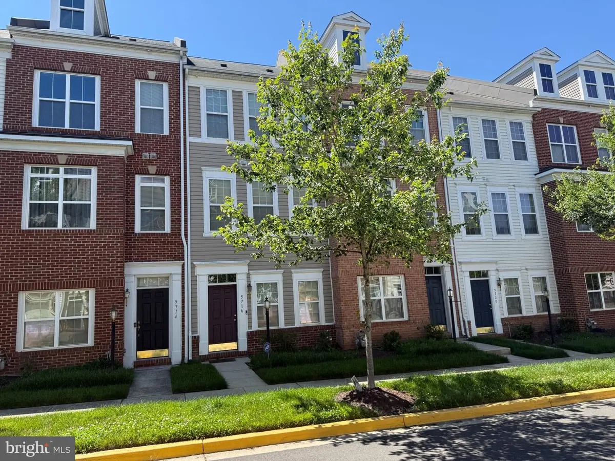 5716 Lanier Ave, Suitland, MD 20746 - #1