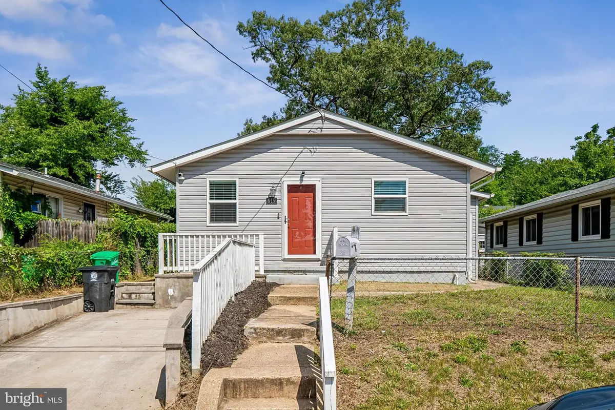 819 Clovis Ave, Capitol Heights, MD 20743 - #1