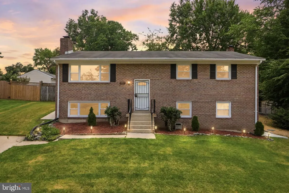 3007 Kingsway Rd, Fort Washington, MD 20744 - #1