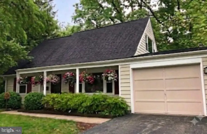 12043 Twin Cedar Ln, Bowie, MD 20715 - #1