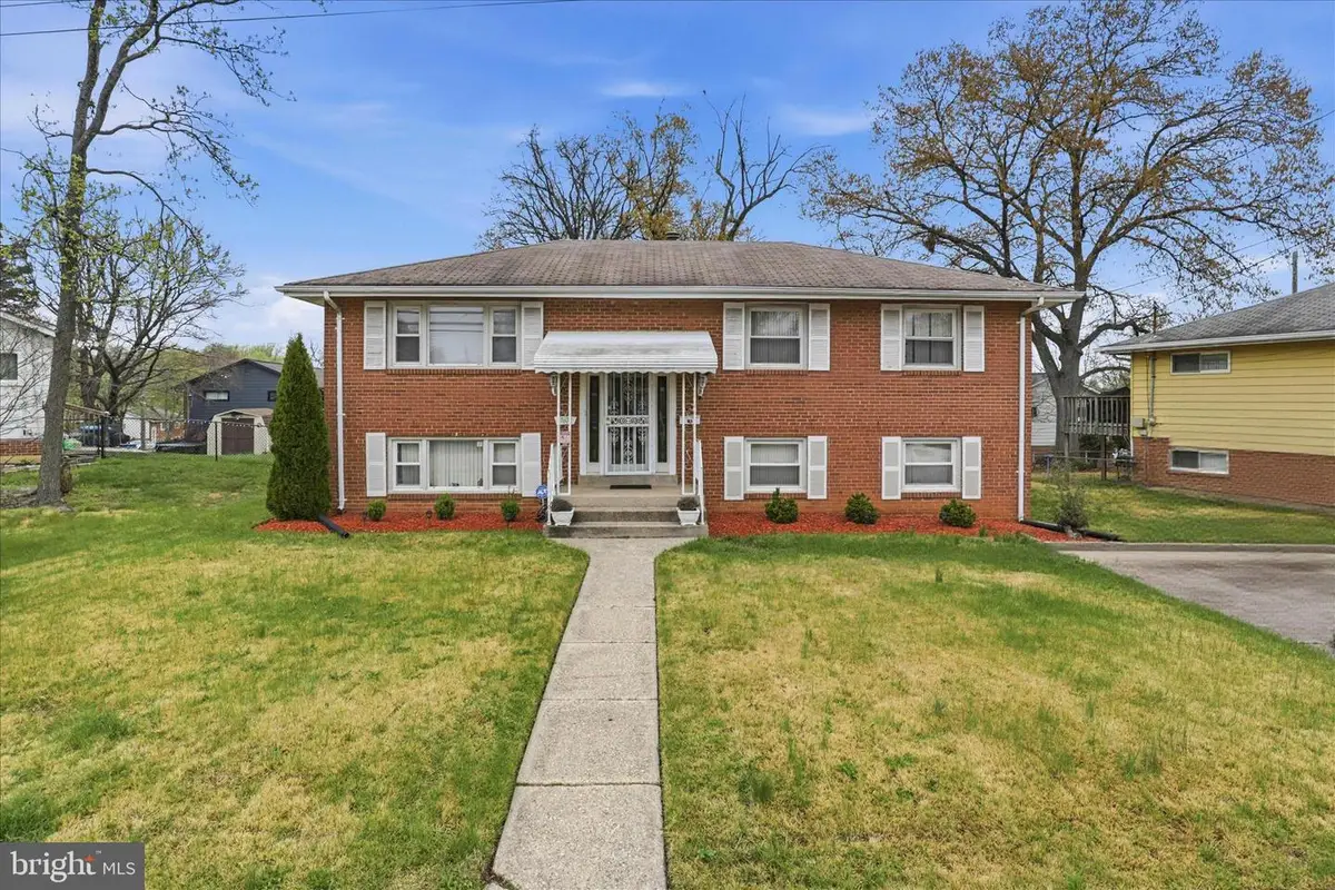 7602 Kipling Pkwy, District Heights, MD 20747 - #1