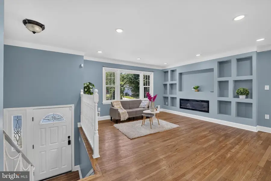 4203 John St, Suitland, MD 20746 - #2