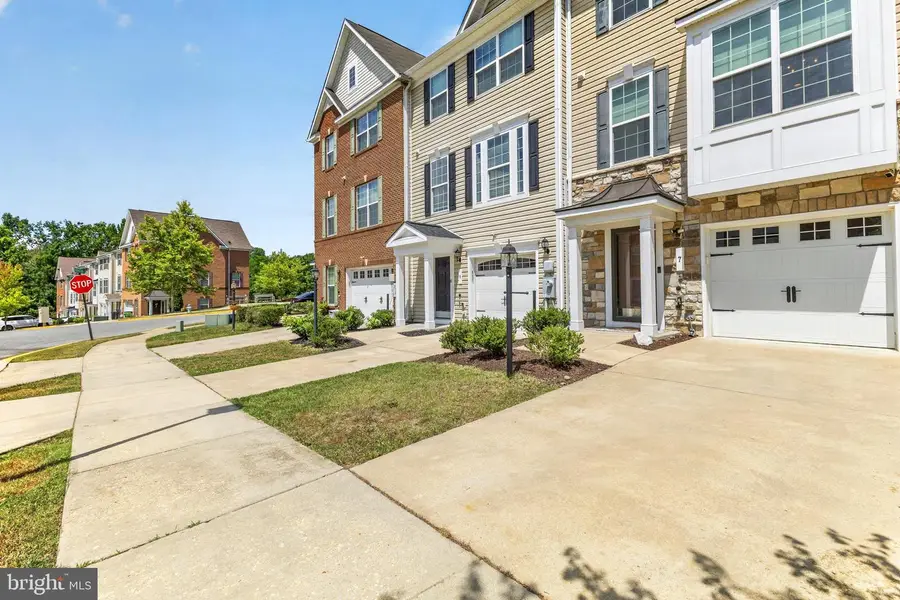 7 Thomasson Ct, Capitol Heights, MD 20743 - #2