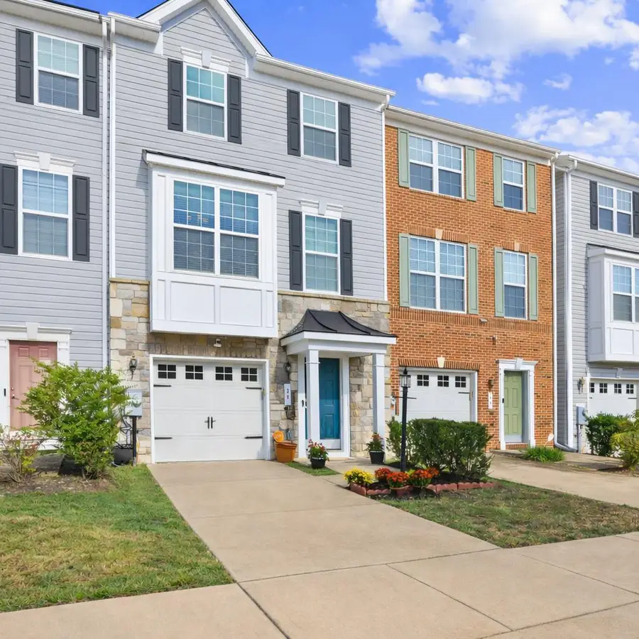 30 Arenas Ct, Capitol Heights, MD 20743 - #2