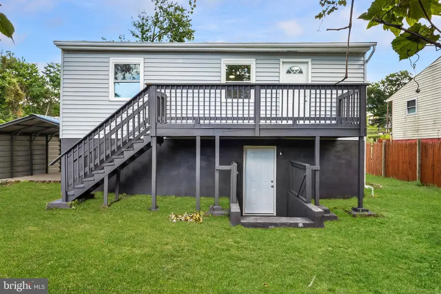 1204 Indo Pl, Hyattsville, MD 20785 - #3