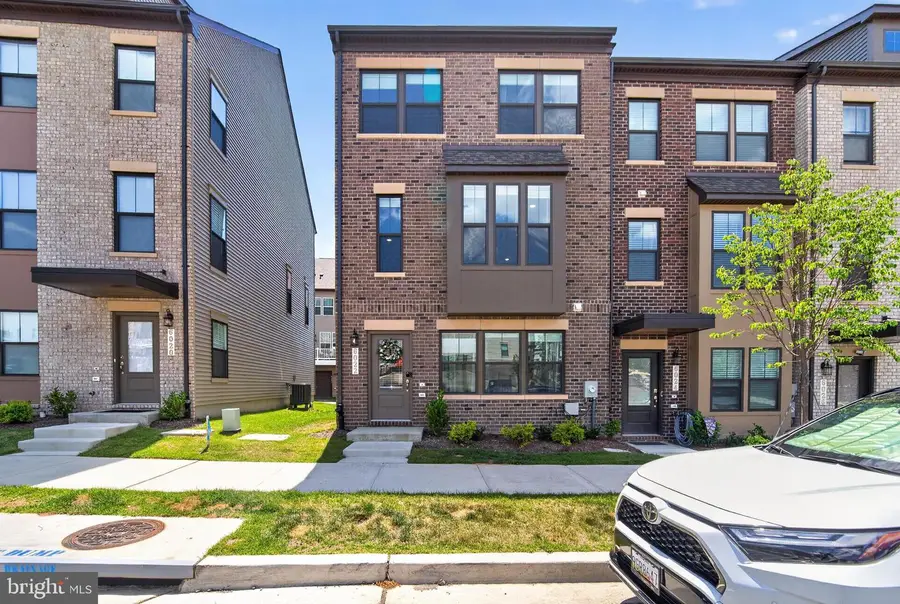 6022 Beake St, Hyattsville, MD 20782 - #2