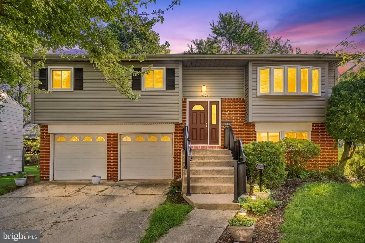 4304 Karen St, Suitland, MD 20746 - #1