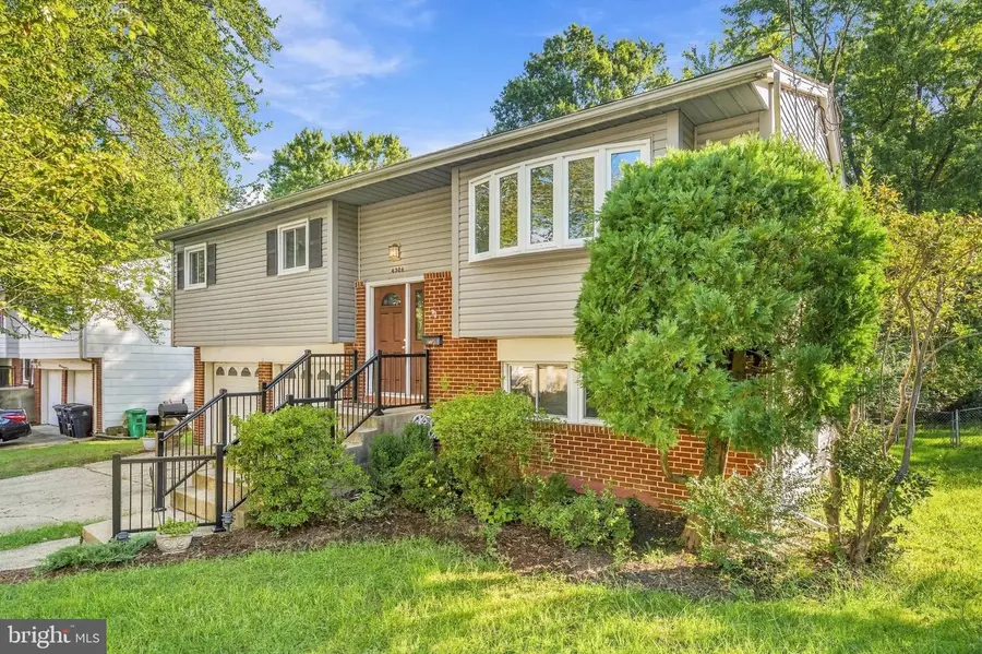 4304 Karen St, Suitland, MD 20746 - #3