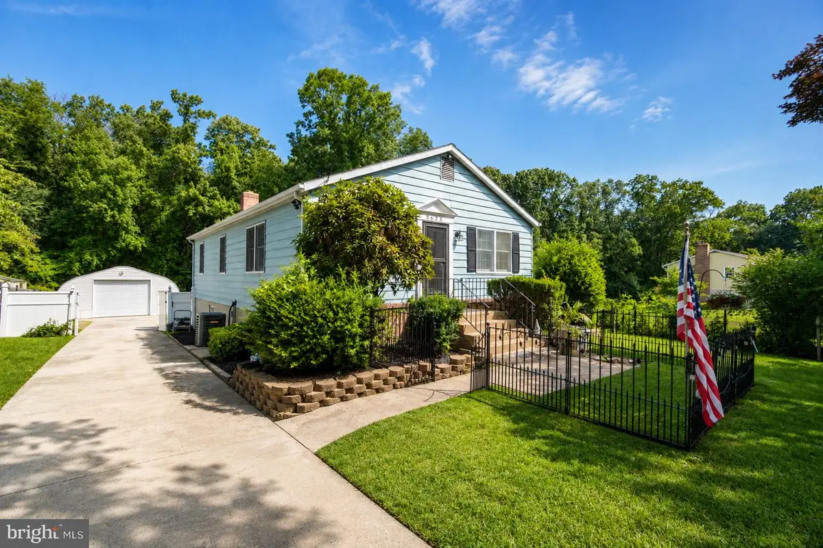 8623 Park Ave, Bowie, MD 20720 - #1