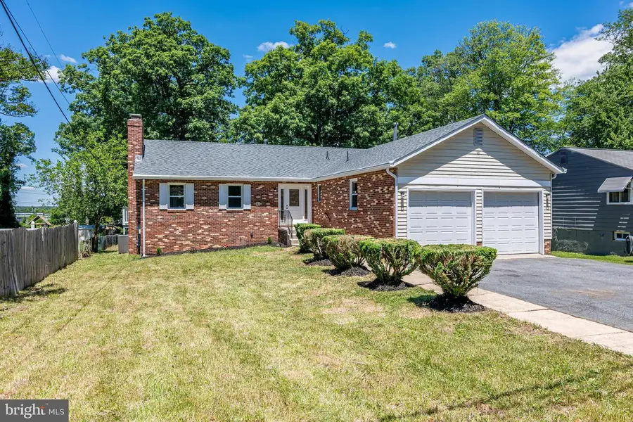 8822 Saunders Ln, Lanham, MD 20706 - #3