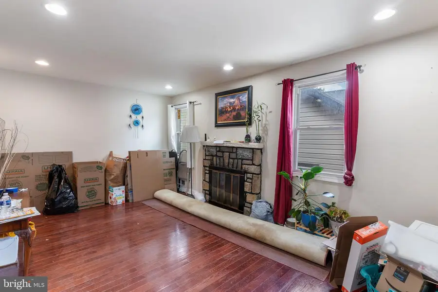 917 Larchmont Ave, Capitol Heights, MD 20743 - #3