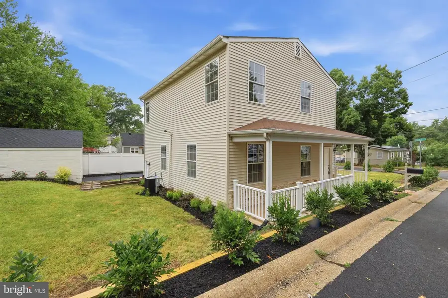 901 Nova Ave, Capitol Heights, MD 20743 - #2
