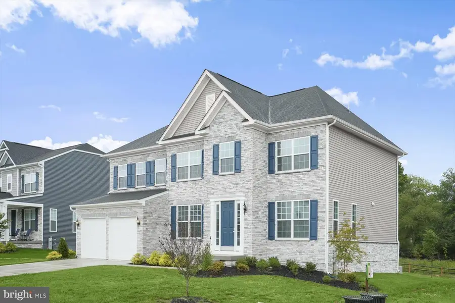 6801 Fountain Park Dr, Glenn Dale, MD 20769 - #2