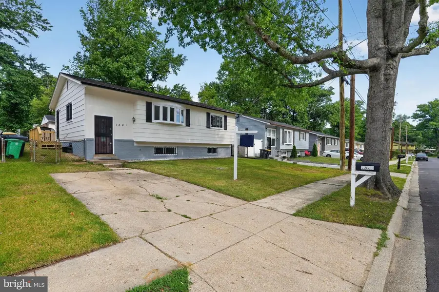 1321 Asheville Rd, District Heights, MD 20747 - #3