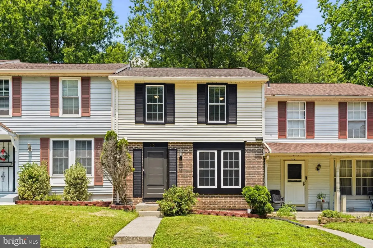 310 Shady Glen Dr, Capitol Heights, MD 20743 - #1