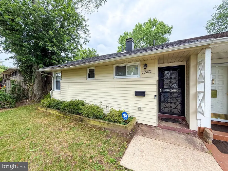 7749 Normandy Rd, Landover, MD 20785 - #2