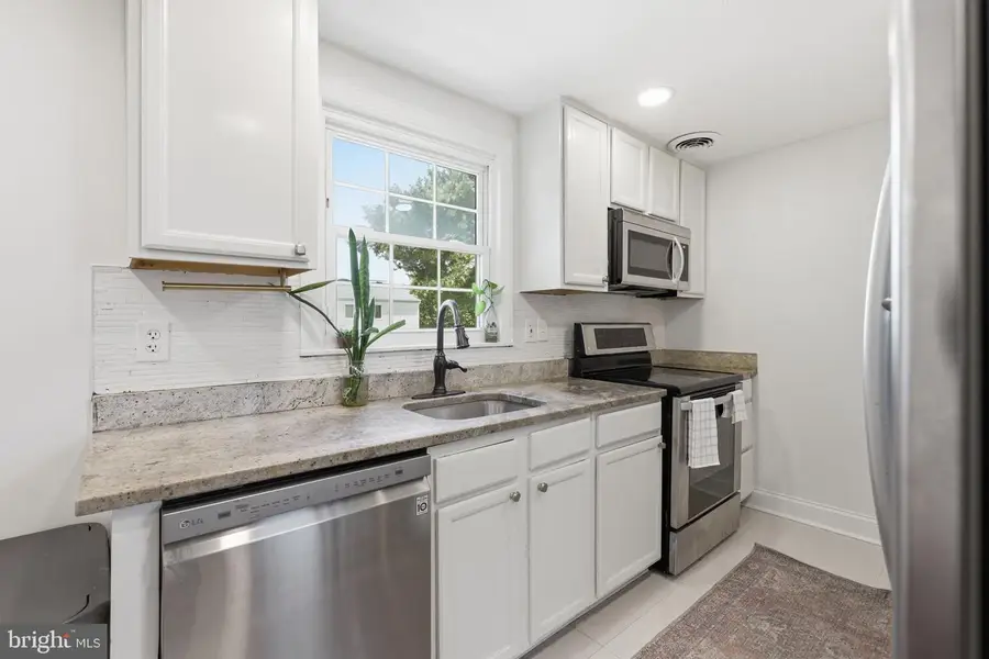 703 Green Willow Pl, Landover, MD 20785 - #3