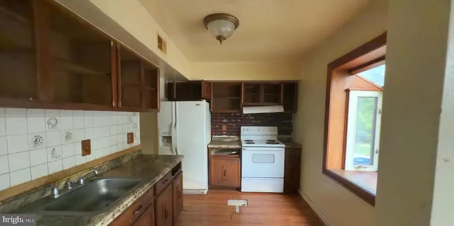 6942 Scotch Dr, Laurel, MD 20707 - #2