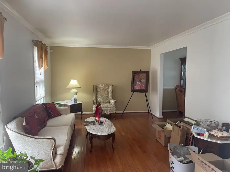 2200 Oaktree Ln, Temple Hills, MD 20748 - #3
