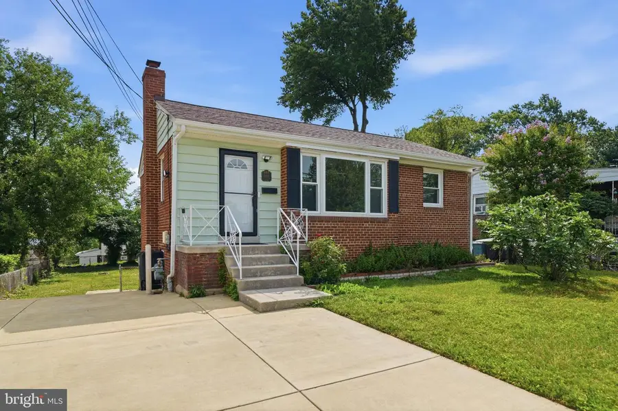 6618 Newport Rd, Hyattsville, MD 20784 - #2