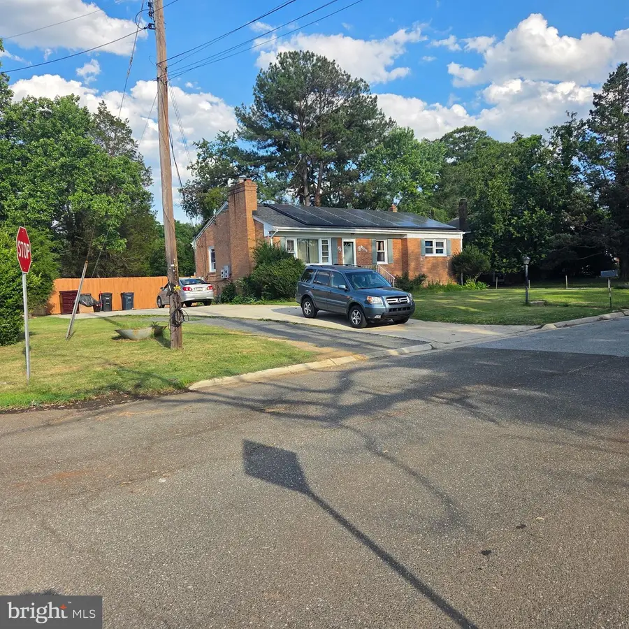 5900 John Adams Dr, Temple Hills, MD 20748 - #2