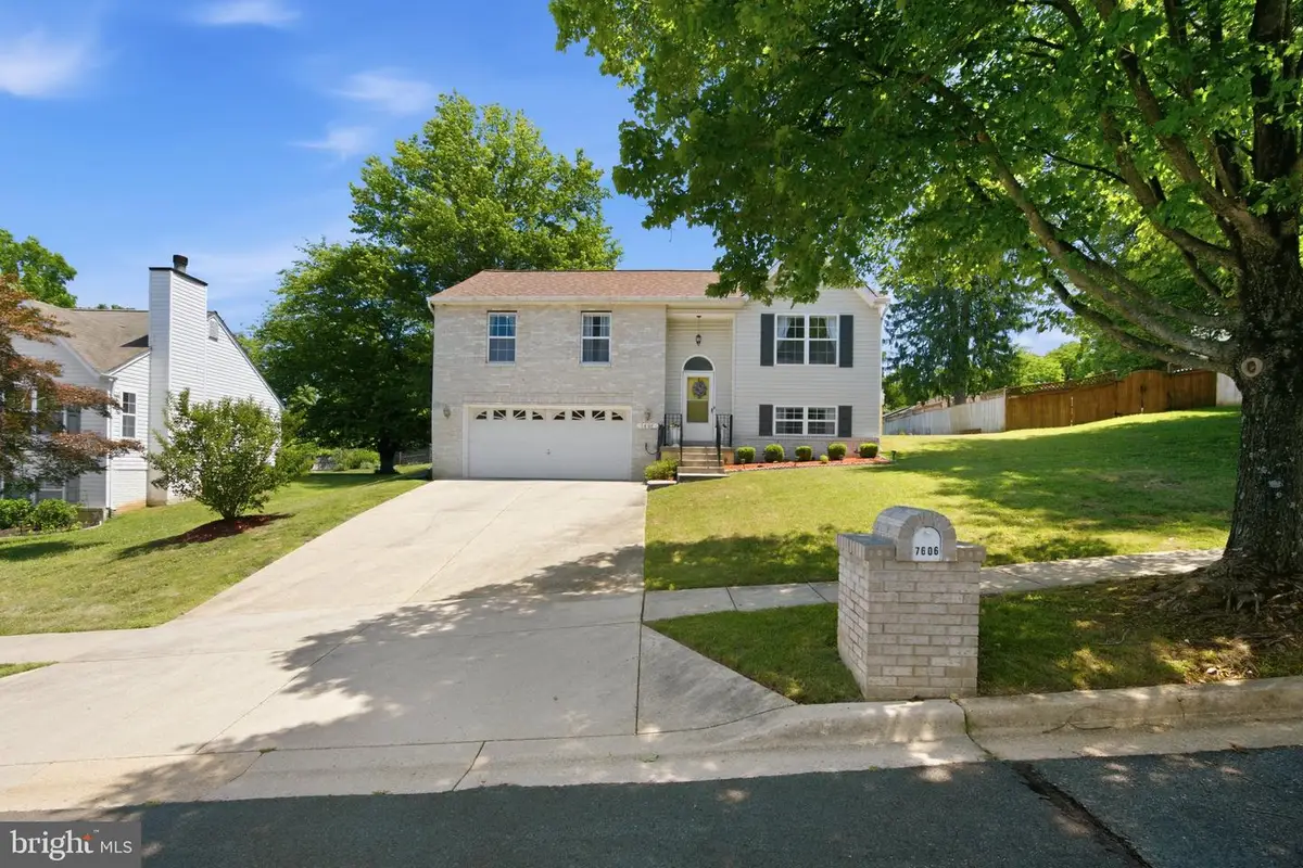 7606 Bentree Rd, Fort Washington, MD 20744 - #1