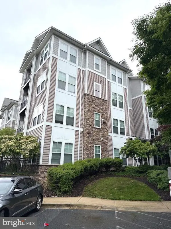1301 Karen Blvd #201, CAPITOL HEIGHTS, MD 20743