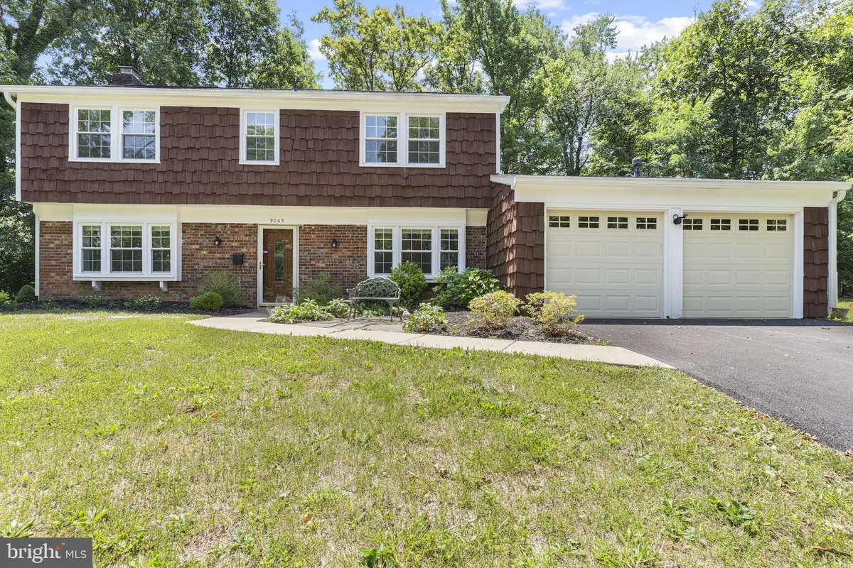 9005 Eastbourne Ln, Laurel, MD 20708 - #1