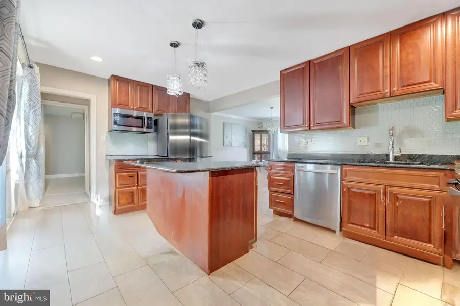 2703 Gaither St, Temple Hills, MD 20748 - #2