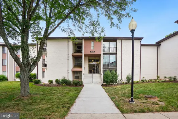 8015 Mandan Rd #304, GREENBELT, MD 20770