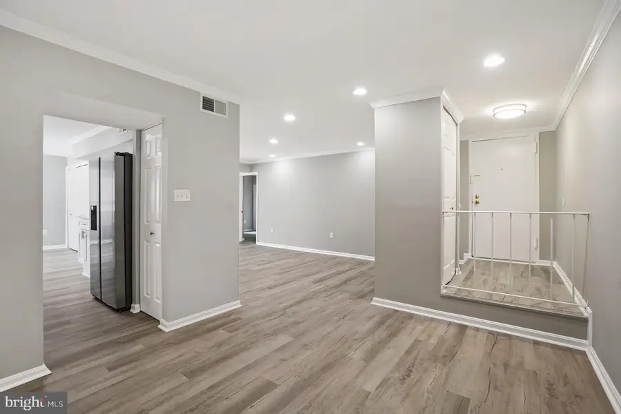 8015 Mandan Rd #304, Greenbelt, MD 20770 - #3