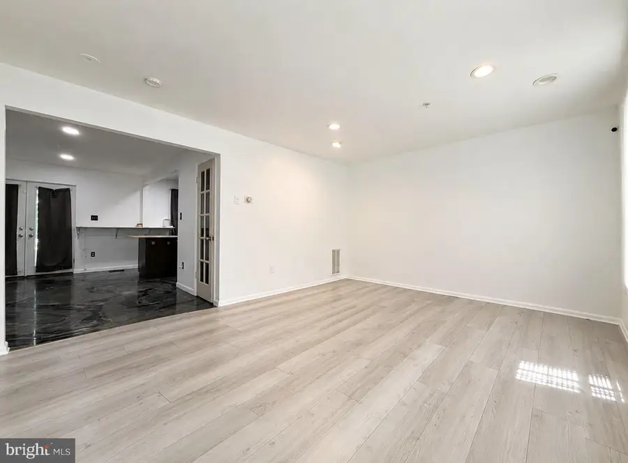 4053 Silver Park Ter, Suitland, MD 20746 - #2