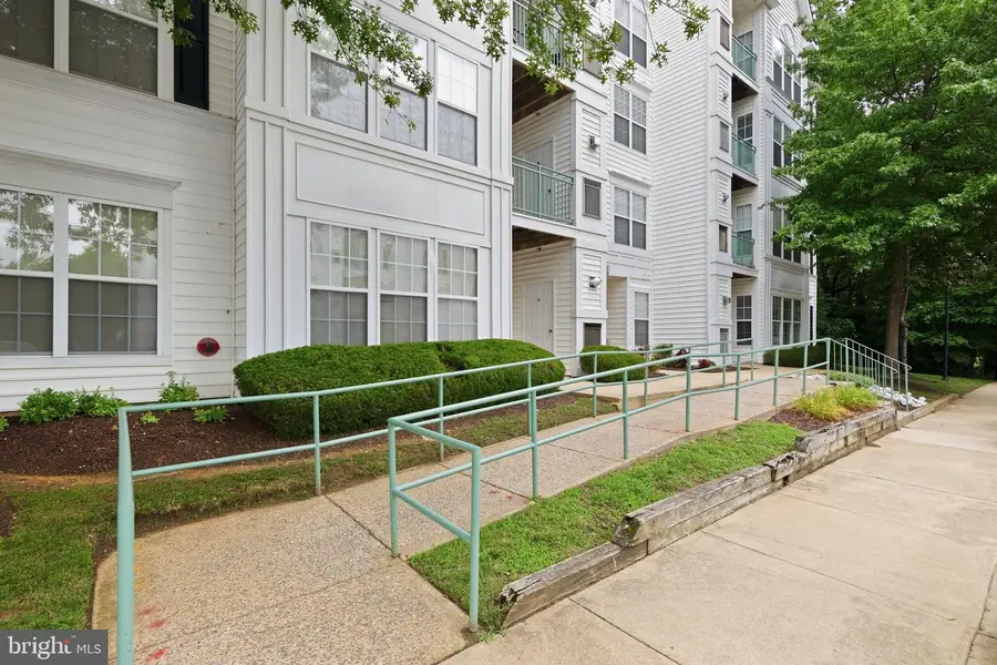 15612 Everglade Ln #404, Bowie, MD 20716 - #2