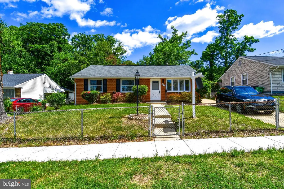1210 Lindsay Rd, Oxon Hill, MD 20745 - #1