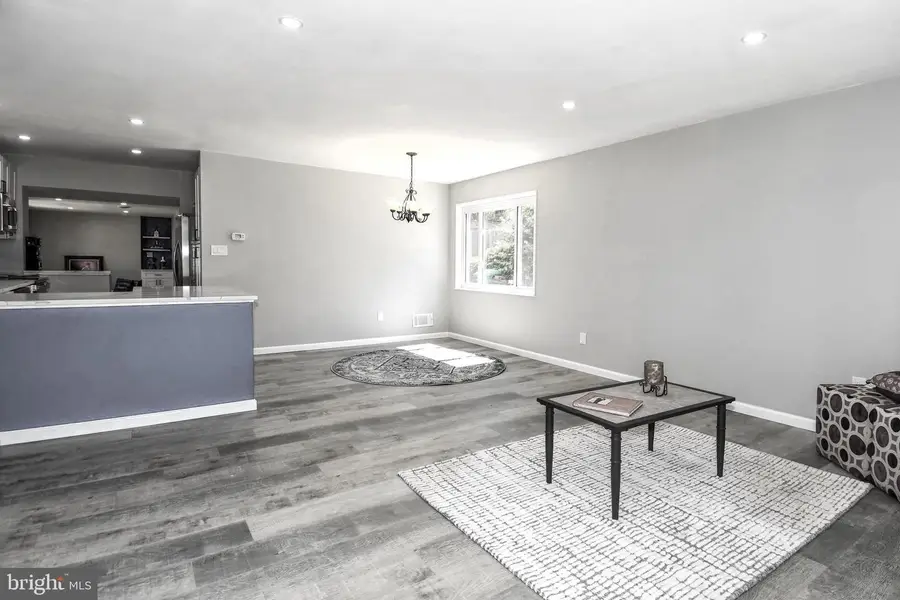 1210 Lindsay Rd, Oxon Hill, MD 20745 - #3