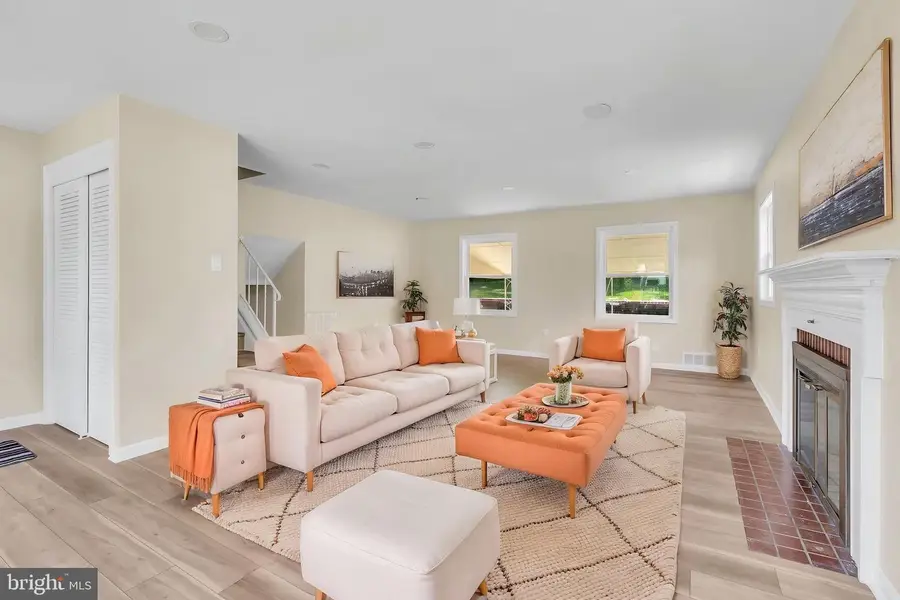 7536 Abbington Dr, Oxon Hill, MD 20745 - #2