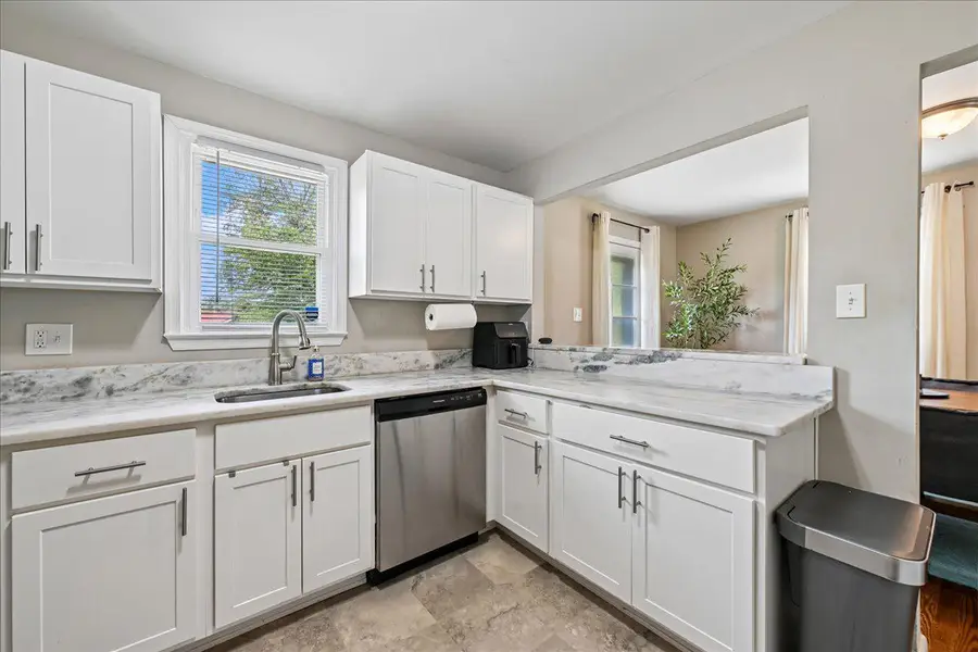 8901 Townsend Ln, Clinton, MD 20735 - #2